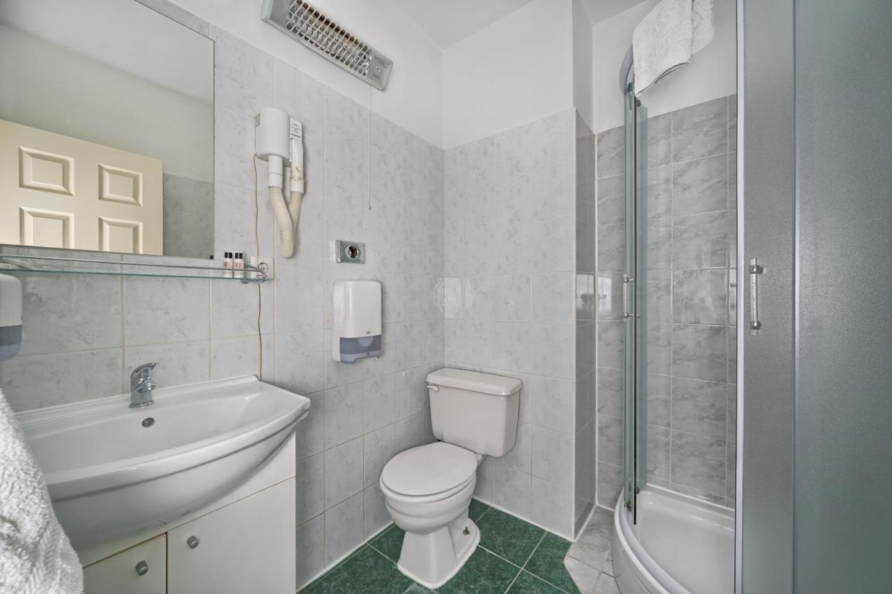Hotel Aqua - Guest Rooms & Suites Kaštela 外观 照片